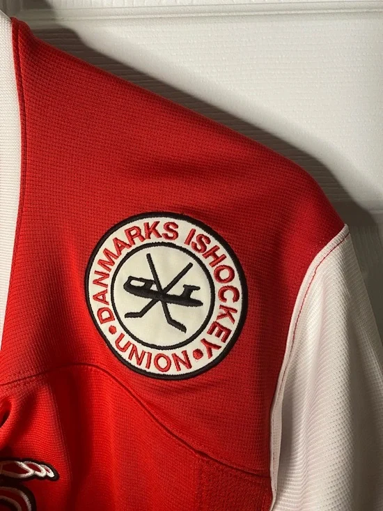 Vintage Nike Red and White Denmark Hockey Jersey with Lion Crest #7 - Picture 4 of 6